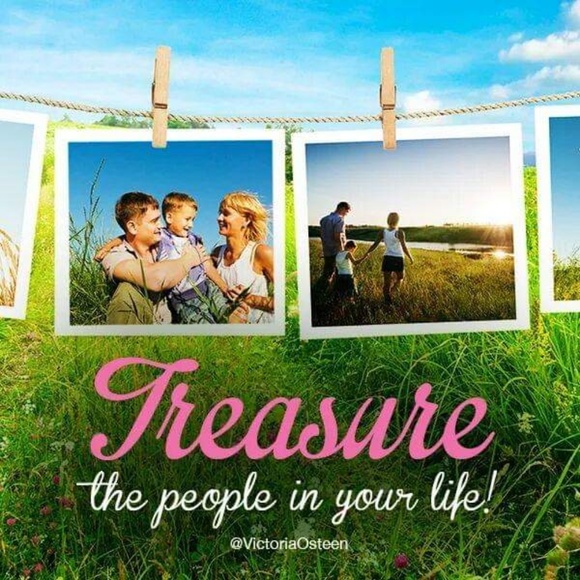 Meet your Posher, Alicia - Picture 2 of 16